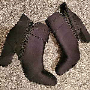 Booties chunky heel